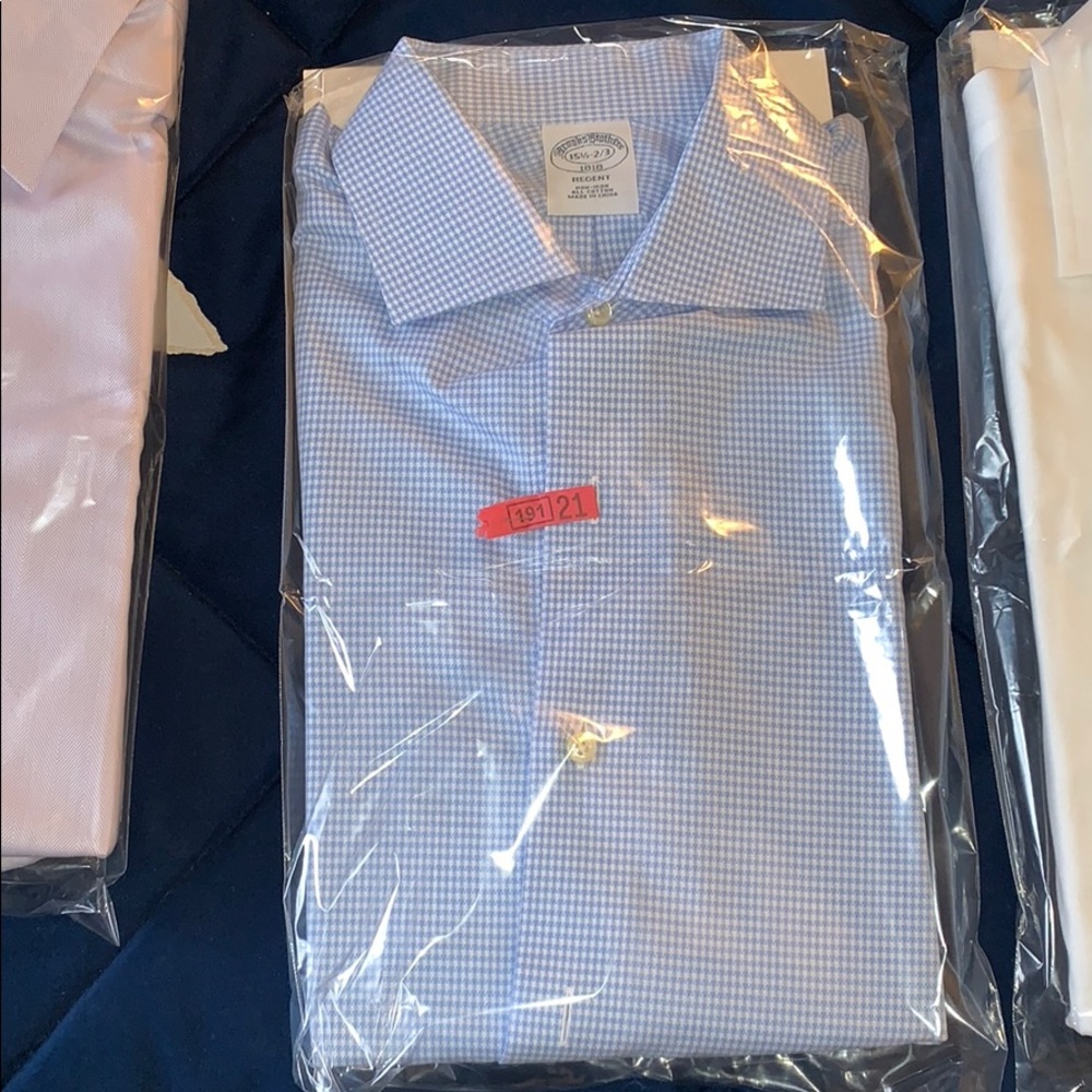 Brooks Brothers Regent shirt 15 1/2 neck, 32/33 sl